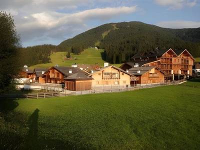 Post Alpina - Family Mountain Chalets - Bild 1
