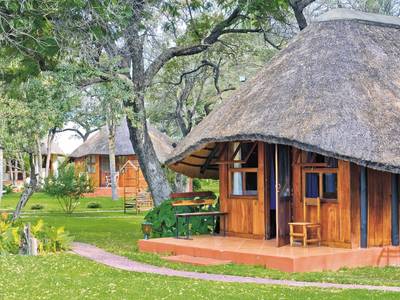 Hakusembe River Lodge - Bild 1