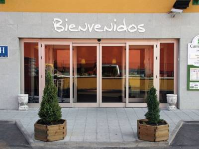 Travelodge Madrid Alcala de Henares - Bild 1