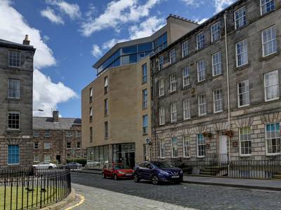 Ten Hill Place Hotel - Bild 1