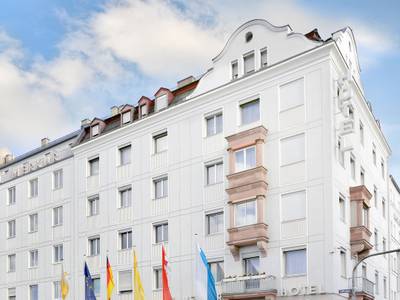 Ringhotel Loew's Merkur - Bild 1