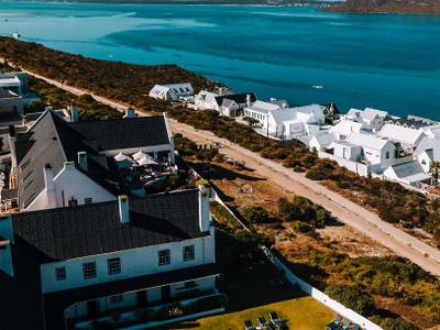 The Farmhouse - Bild 1