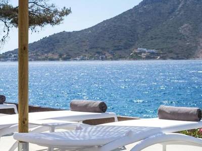 Carian Hotel - Bild 1