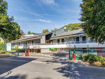 B&B Hotel Paris Sud Châtenay-Malabry - Bild 1