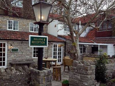 Mullions Hotel - Bild 1