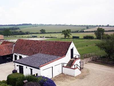 Willow Tree Farm - Bild 1