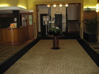 Le Grand Hôtel de Tours - Bild 1