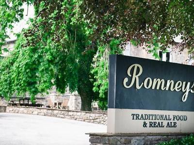 Romneys Apartments & Suites - Bild 1