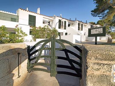 Apartamentos Cala Blanca - Bild 1