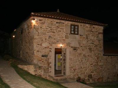 Alebrgue turístico Trasfontao - Bild 1