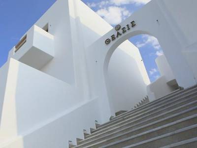 Theasis Luxury Suites - Bild 1