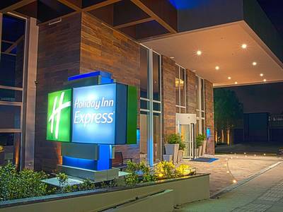 Holiday Inn Express Farroupilha - Bild 1
