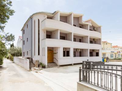 Apartments Mara - Bild 1