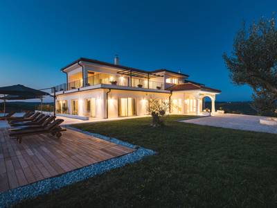 Wine Residence Cattunar - Bild 1