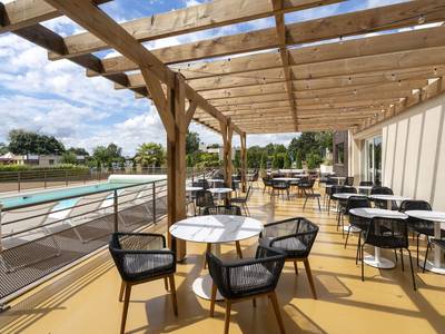 Sure Hotel by Best Western Caen Memorial - Bild 1