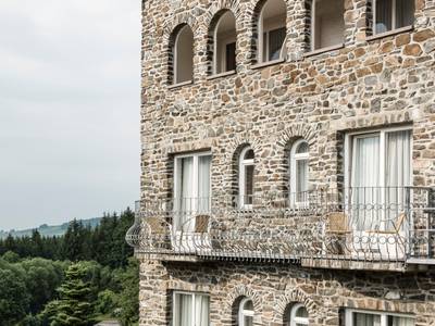 Donna Burghotel am Hohen Bogen - Bild 1