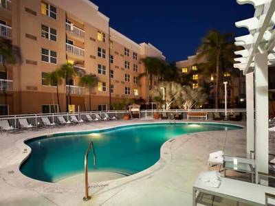 Courtyard Miami Aventura Mall - Bild 1