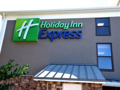 Holiday Inn Express Anderson-I-85 (Exit 27-Hwy 81) - Bild 1