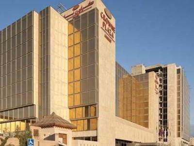 Crowne Plaza Kuwait Al Thuraya City - Bild 1
