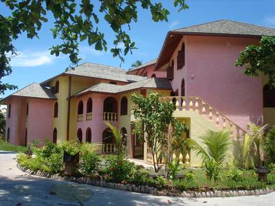 Castello Beach Hotel - Bild 1