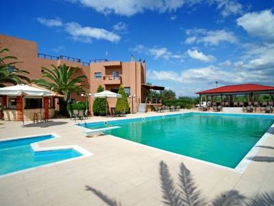 Apollo Resort Art - Bild 1