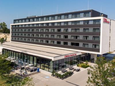 Hilton Garden Inn Wiener Neustadt - Bild 1