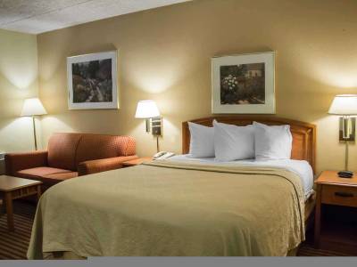 Econo Lodge Wickliffe - Cleveland East - Bild 1