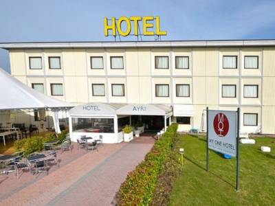 Ayri Hotel - Bild 1